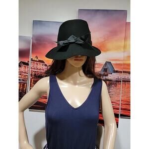 Giovannio Designed In England Black Hat Church Bow Brim Wool Felt 22.5"